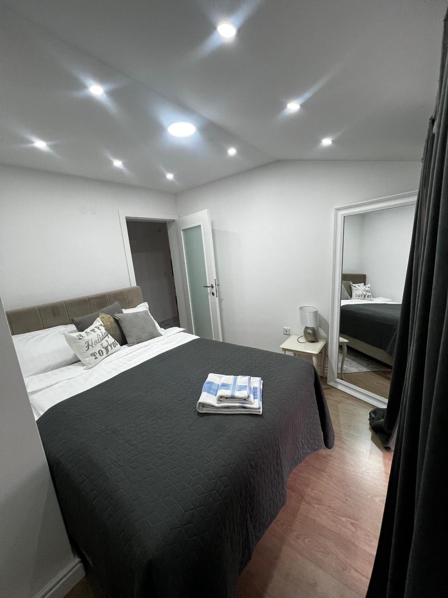 No1 Lux Apartment In Heart Of Сараєво Екстер'єр фото