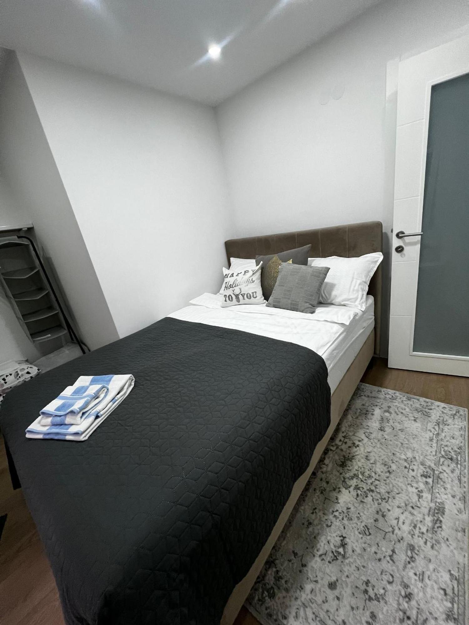 No1 Lux Apartment In Heart Of Сараєво Екстер'єр фото