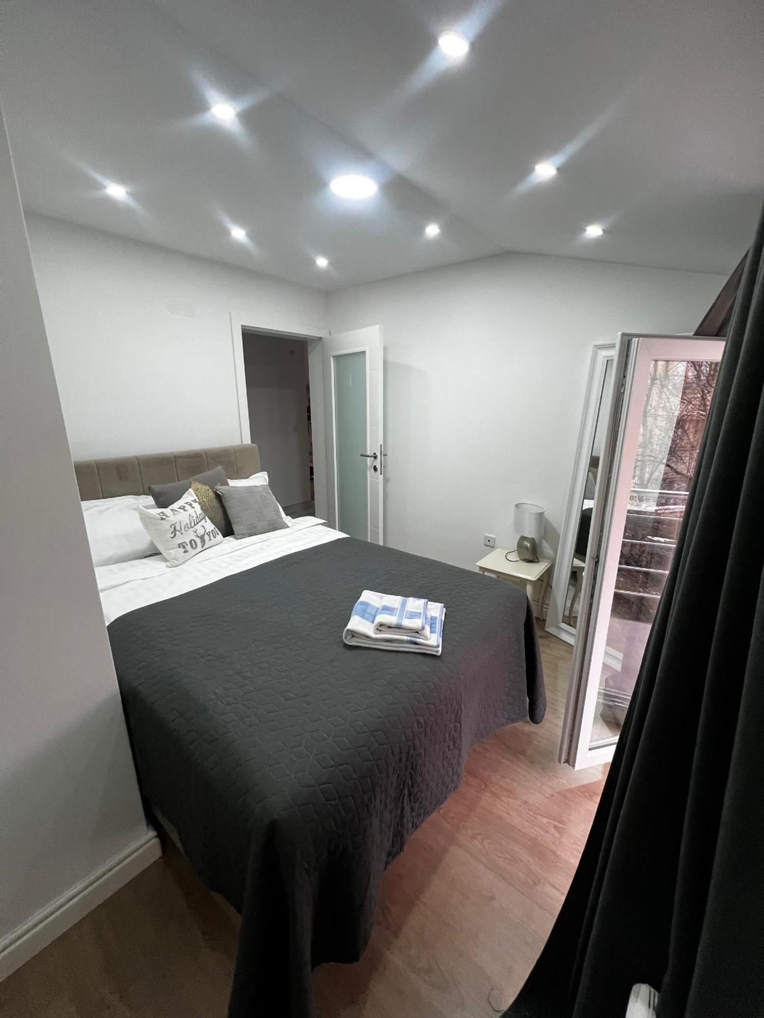 No1 Lux Apartment In Heart Of Сараєво Екстер'єр фото
